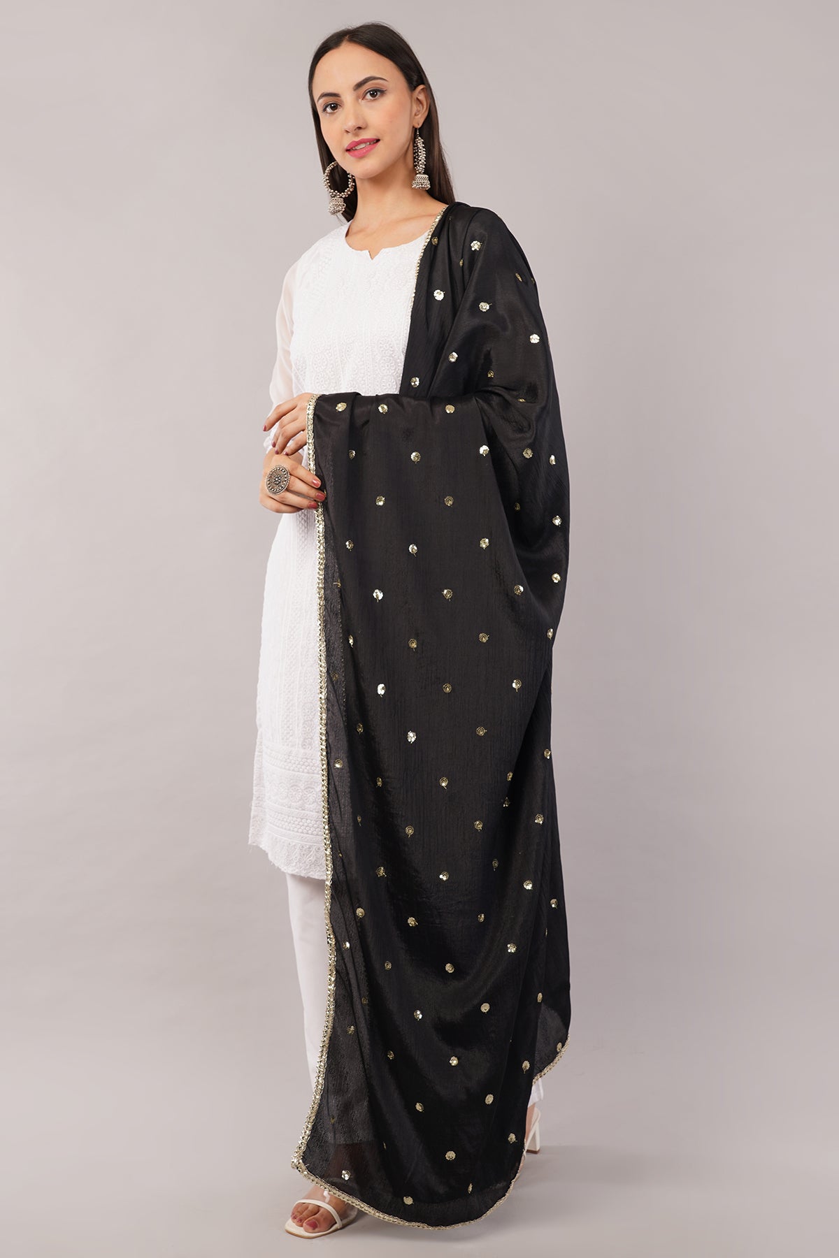 Negchaar Chinnon Butti Dupatta – Soft, Lightweight, Embroidered Dupatta for Women