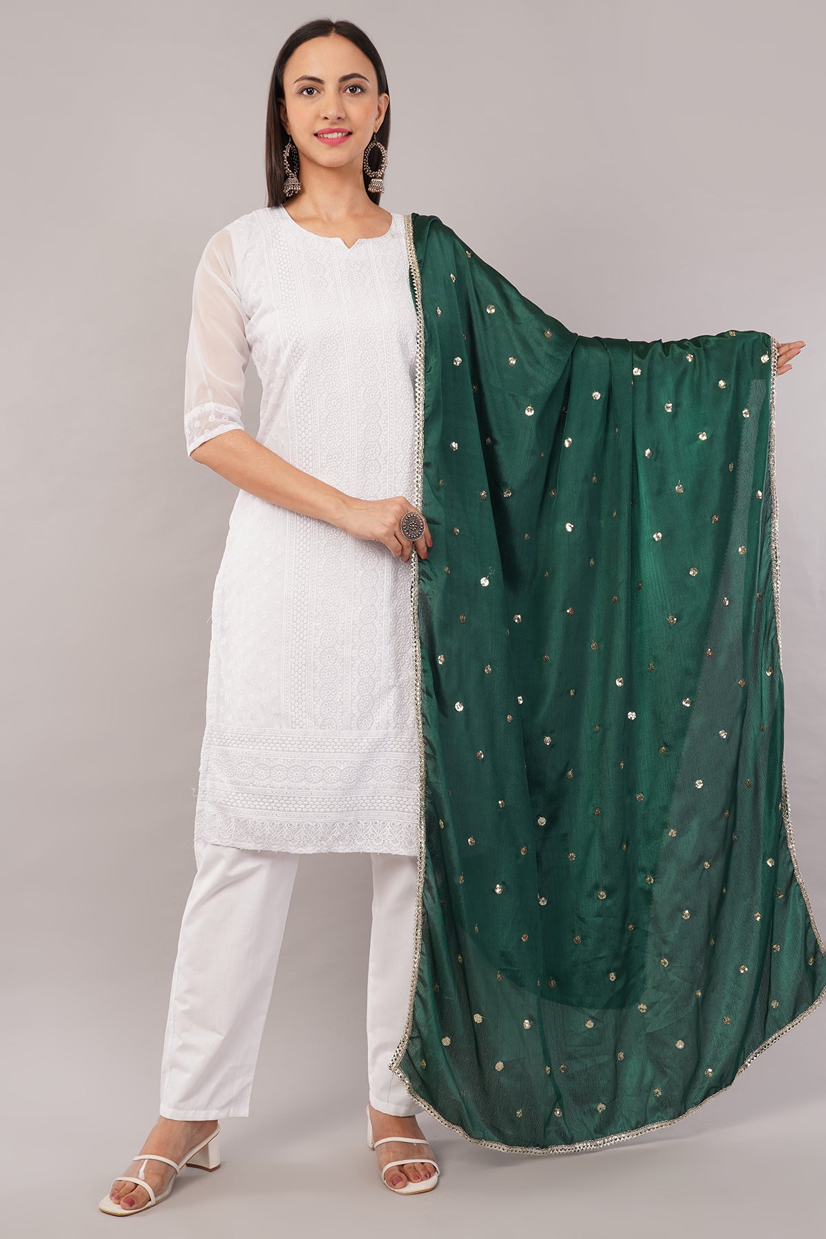 Negchaar Chinnon Butti Dupatta – Soft, Lightweight, Embroidered Dupatta for Women