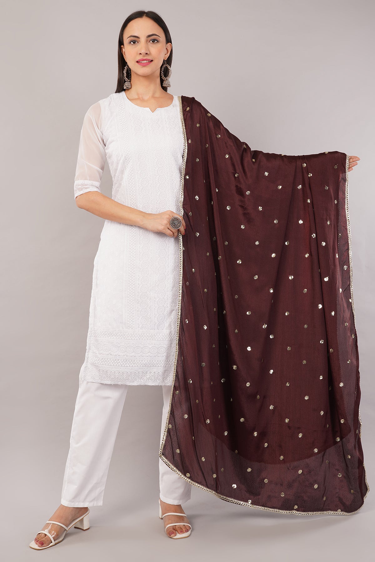 Negchaar Chinnon Butti Dupatta – Soft, Lightweight, Embroidered Dupatta for Women