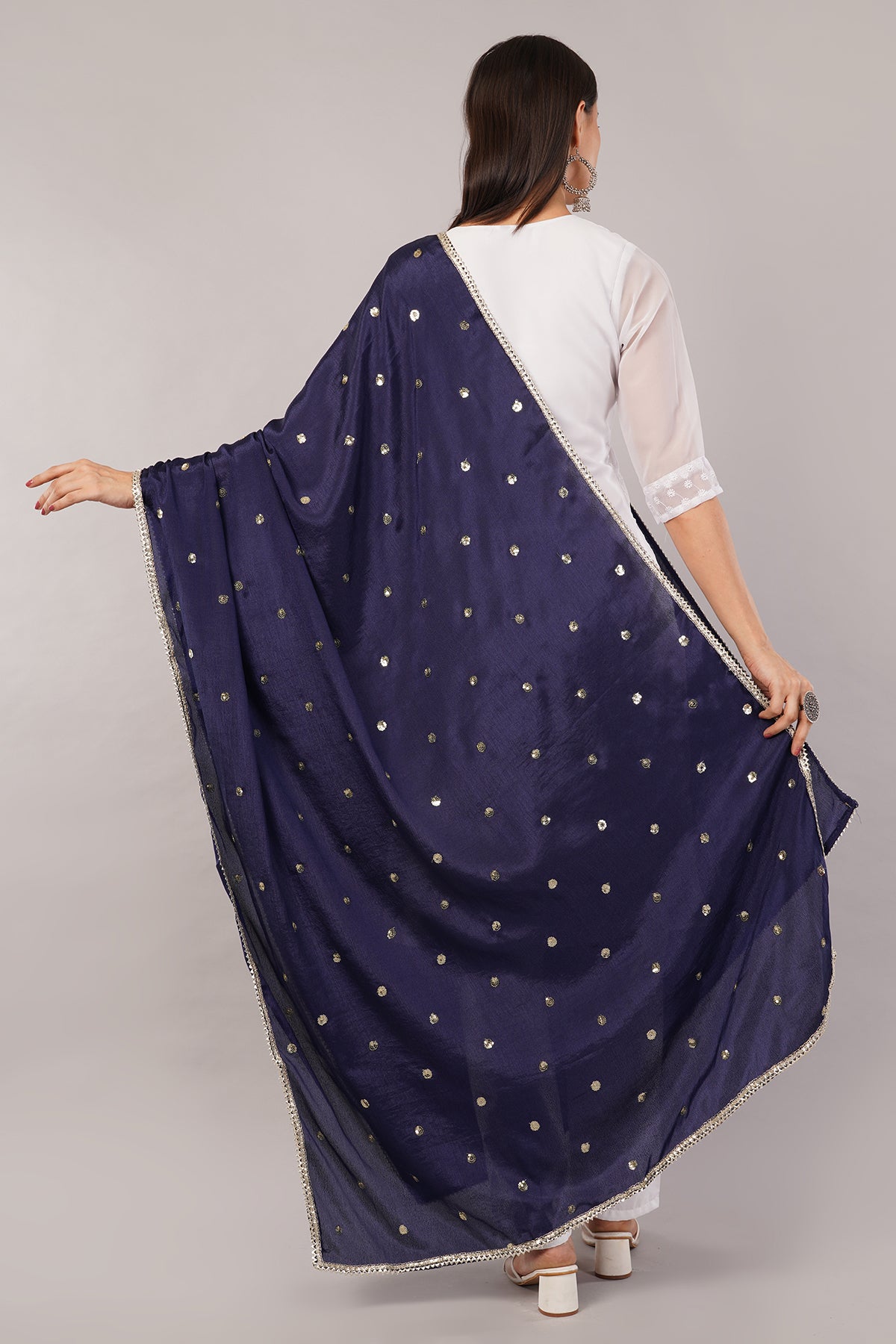 Negchaar Chinnon Butti Dupatta – Soft, Lightweight, Embroidered Dupatta for Women