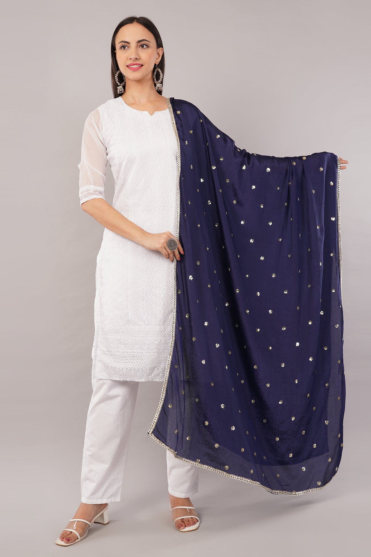 Negchaar Chinnon Butti Dupatta – Soft, Lightweight, Embroidered Dupatta for Women