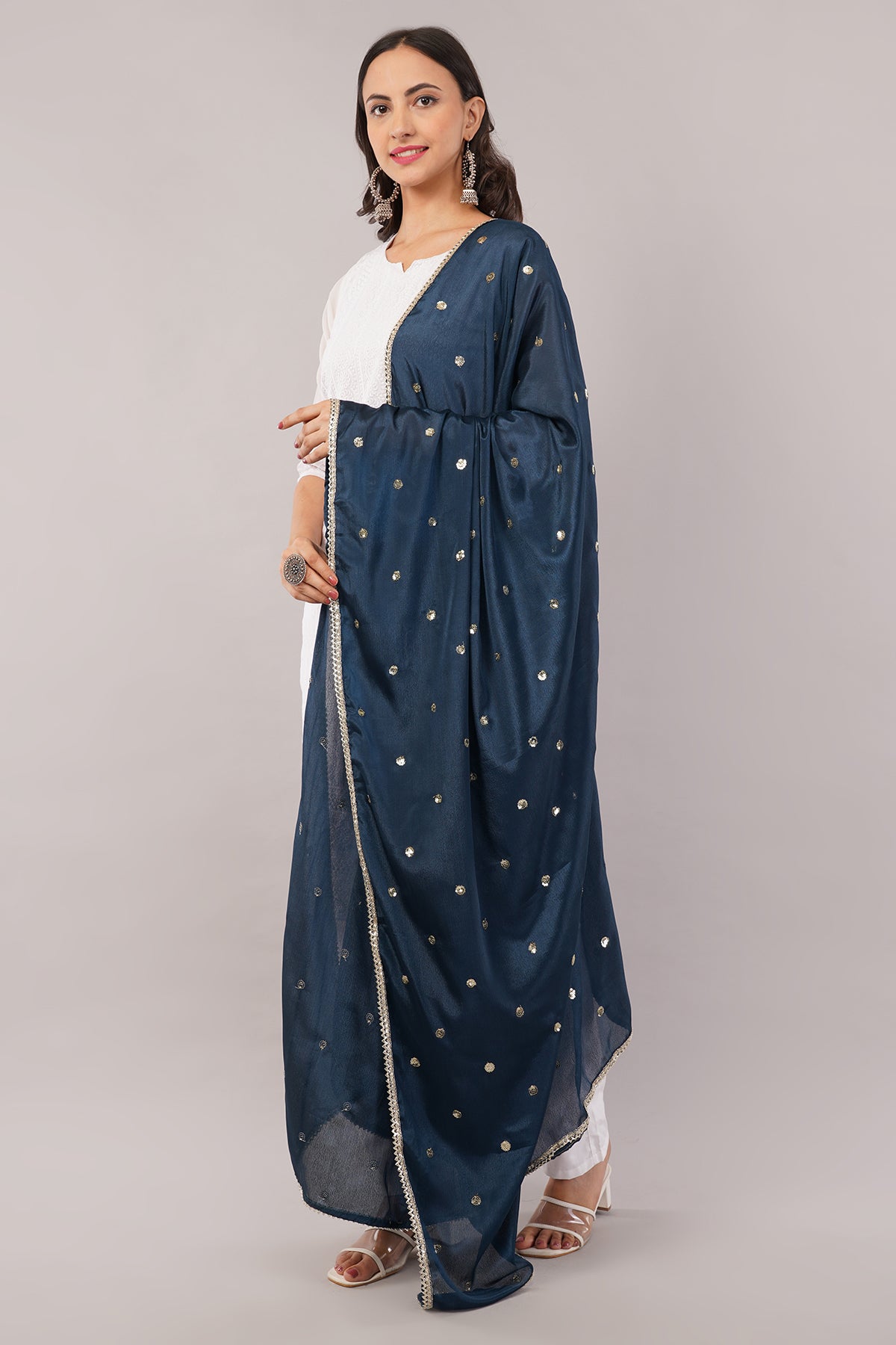 Negchaar Chinnon Butti Dupatta – Soft, Lightweight, Embroidered Dupatta for Women
