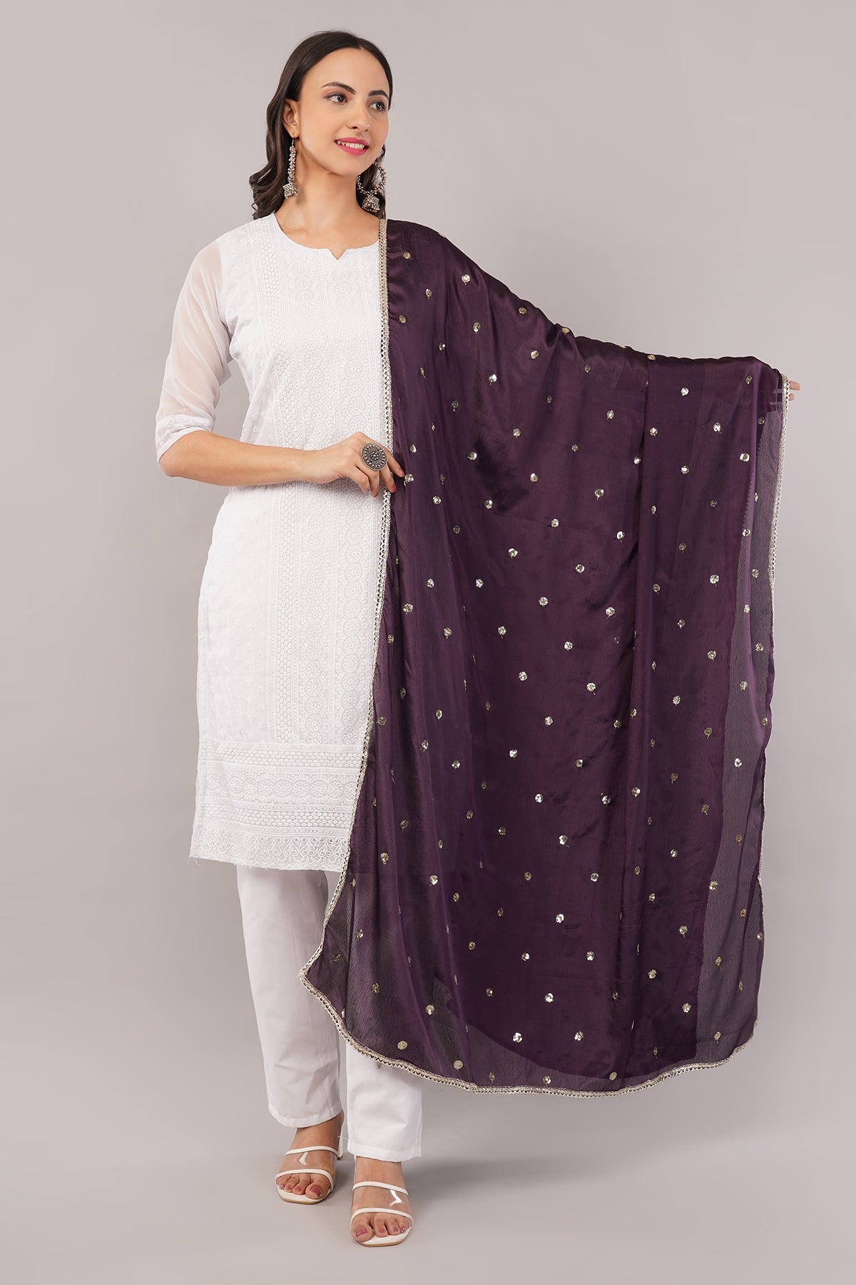 Negchaar Chinnon Butti Dupatta – Soft, Lightweight, Embroidered Dupatta for Women