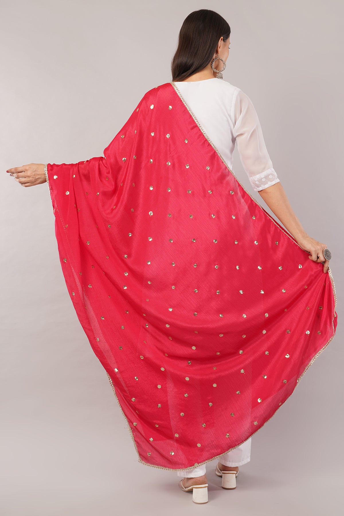 Negchaar Chinnon Butti Dupatta – Soft, Lightweight, Embroidered Dupatta for Women