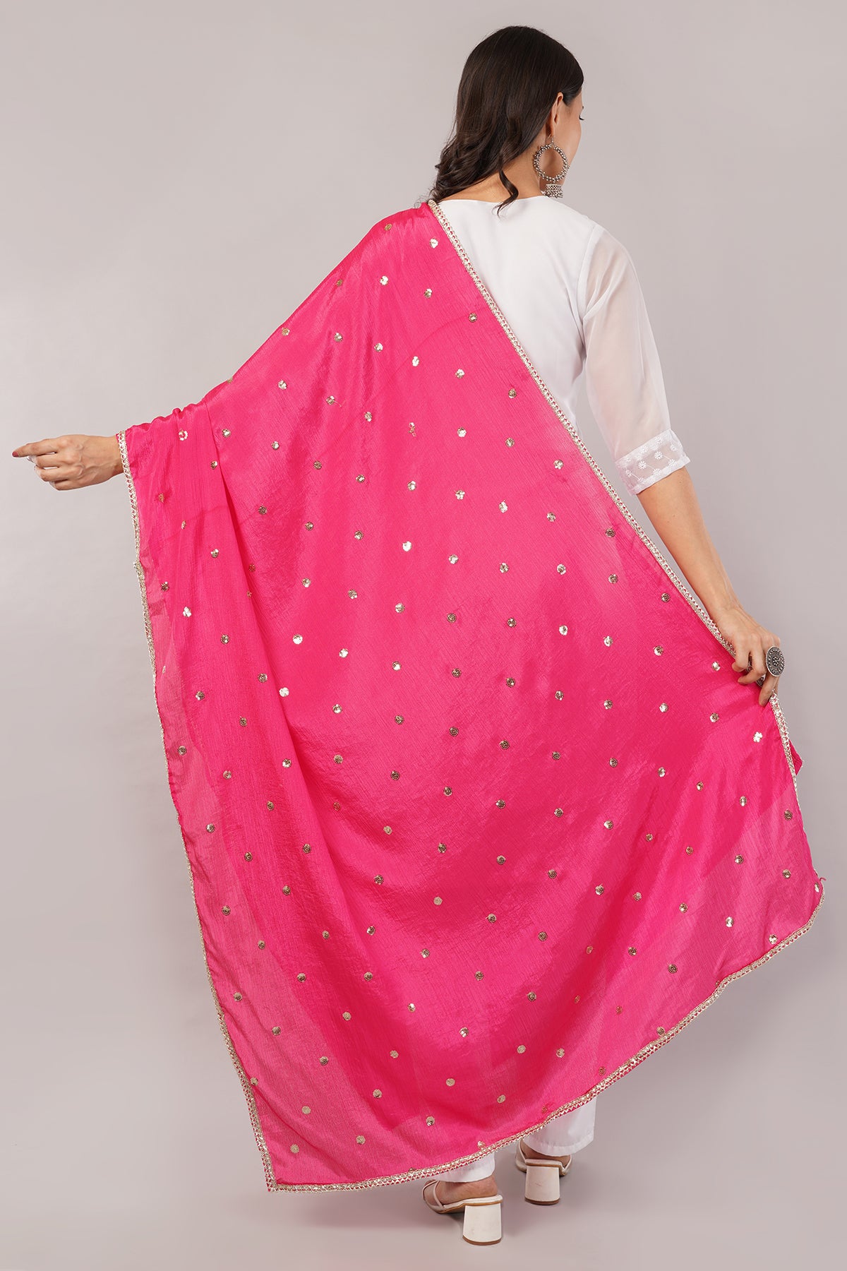 Negchaar Chinnon Butti Dupatta – Soft, Lightweight, Embroidered Dupatta for Women