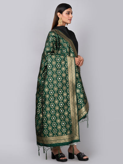 Rich Banarasi jacquard dupatta with intricate woven patterns and traditional motifs, showcasing a luxurious texture—perfect for festive occasions and ethnic wear.