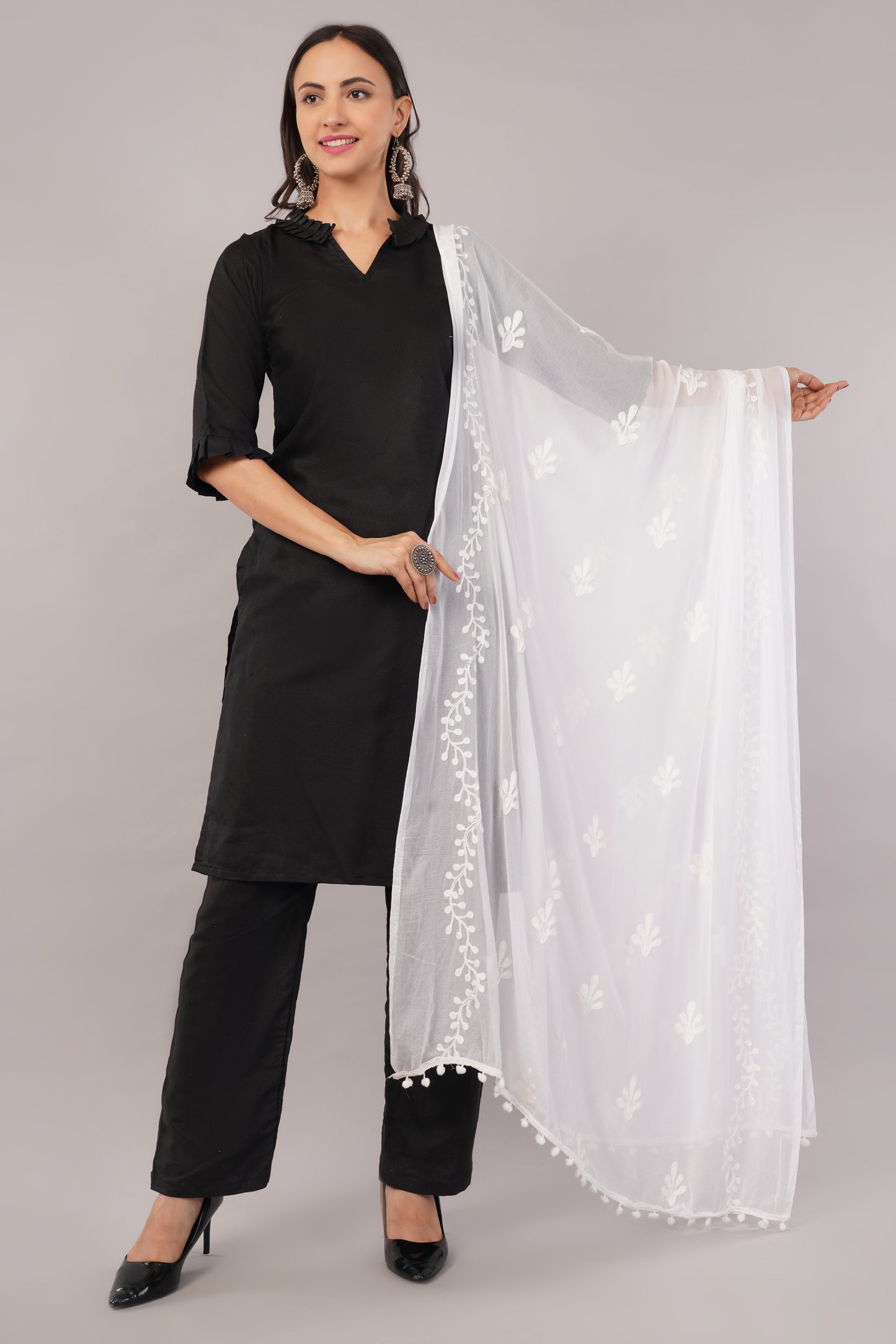 Nazneen Chiffon Embroidered Dyeable Dupatta (ND16)
